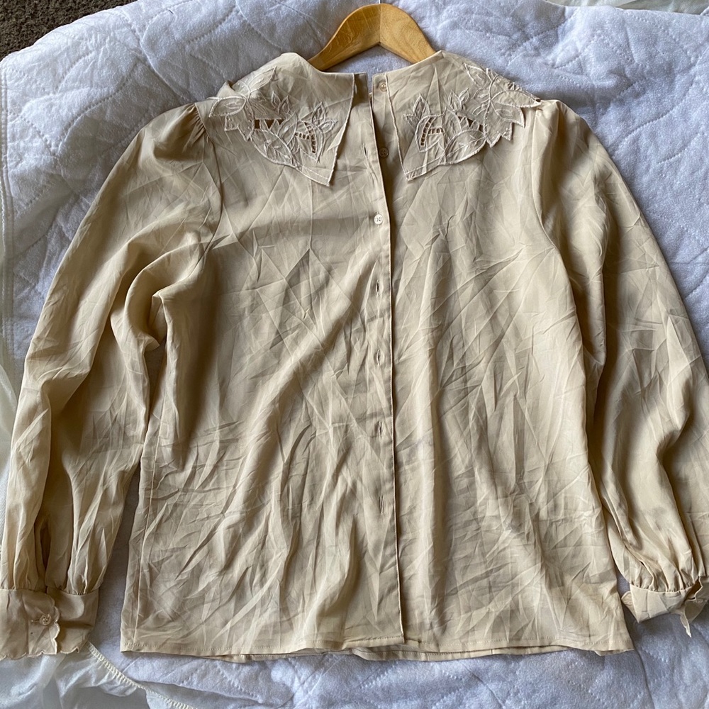 VINTAGE BUTTON DOWN SHIRT